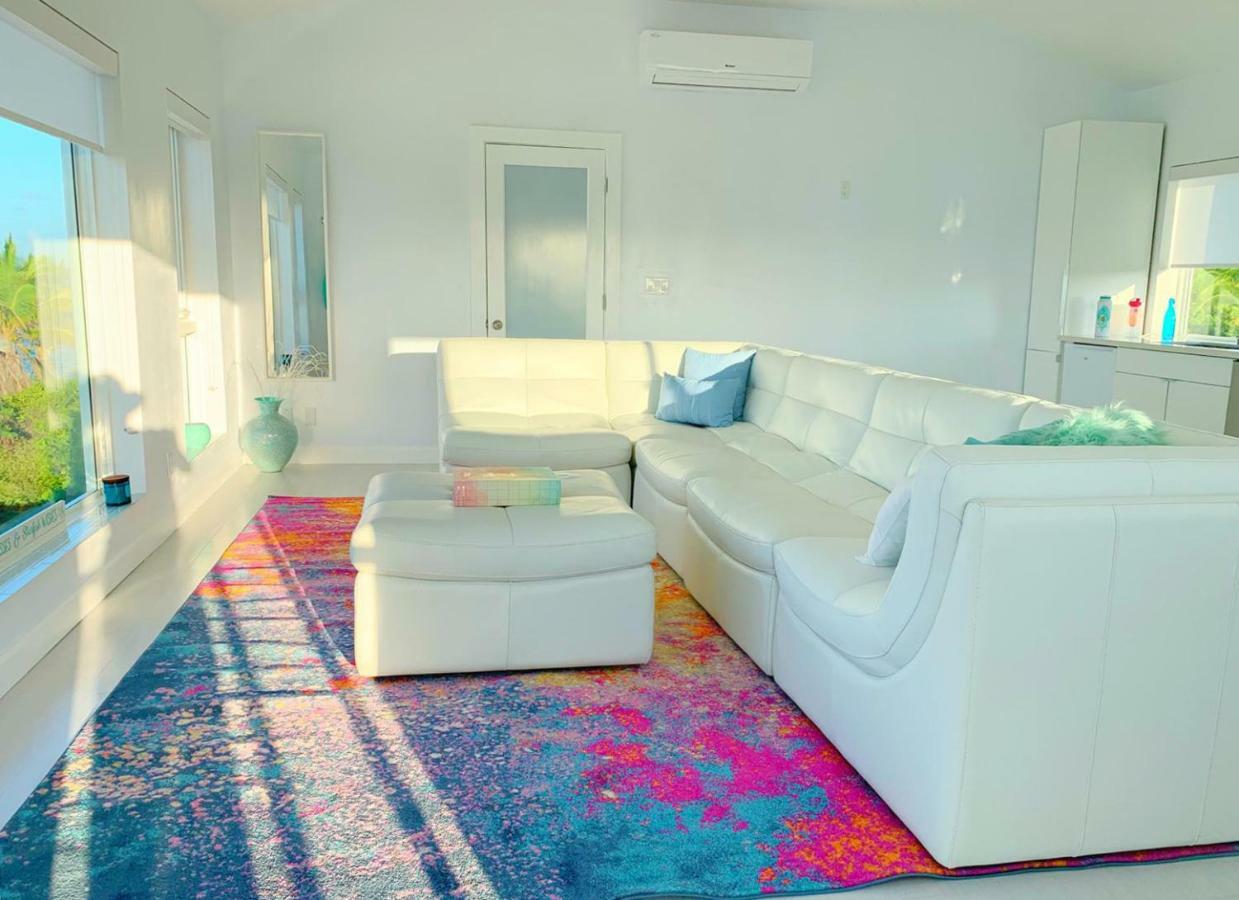 Mika'S Resort โกเวอร์เนอร์สฮาร์เบอร์ ภายนอก รูปภาพ